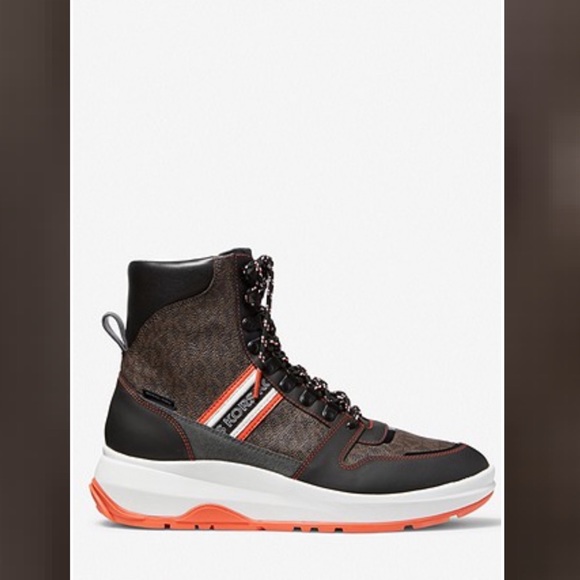 Michael Kors Signature Boots - Picture 5 of 10